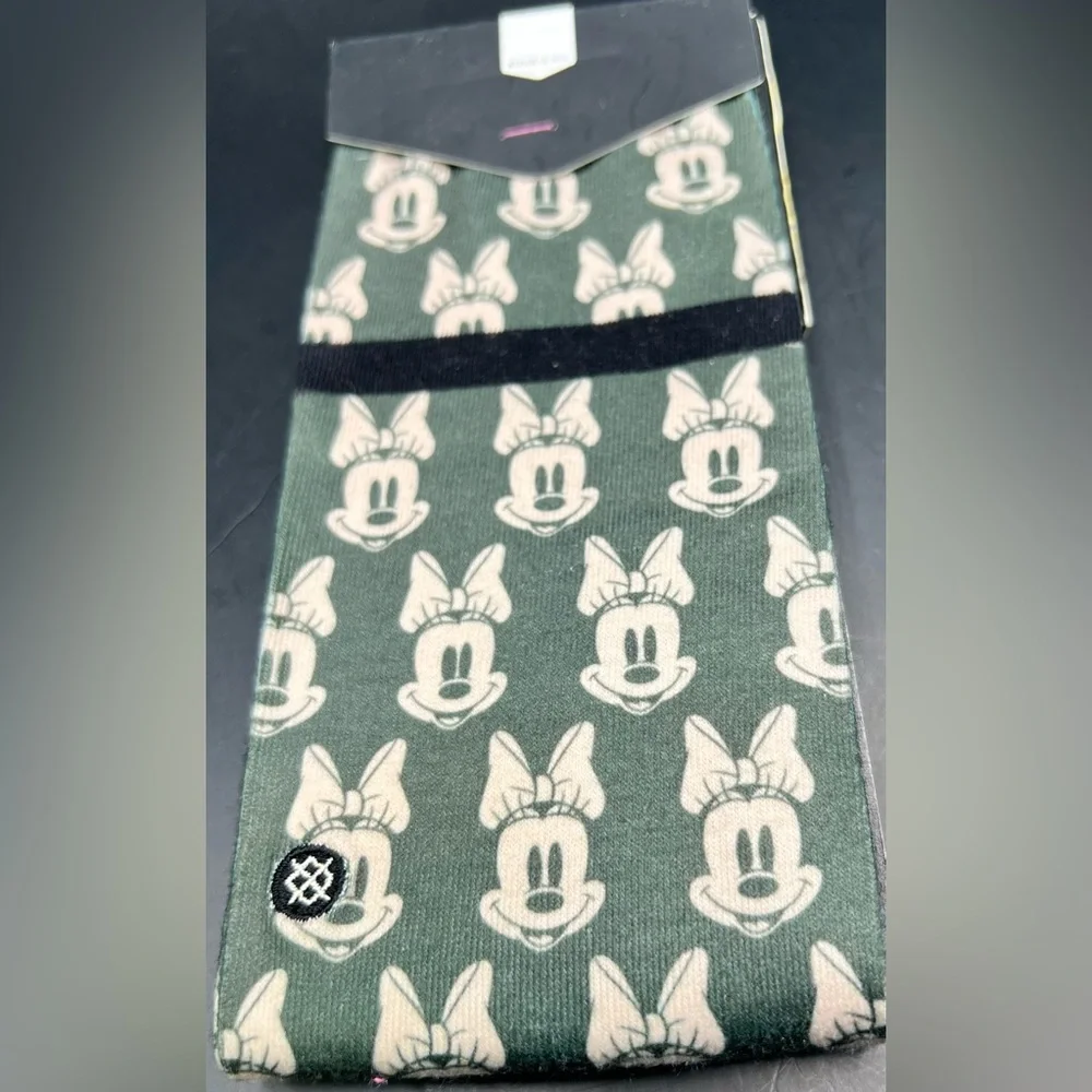 Stance-‎ Disney Green and Cream Minnie Character- New in package, Medium